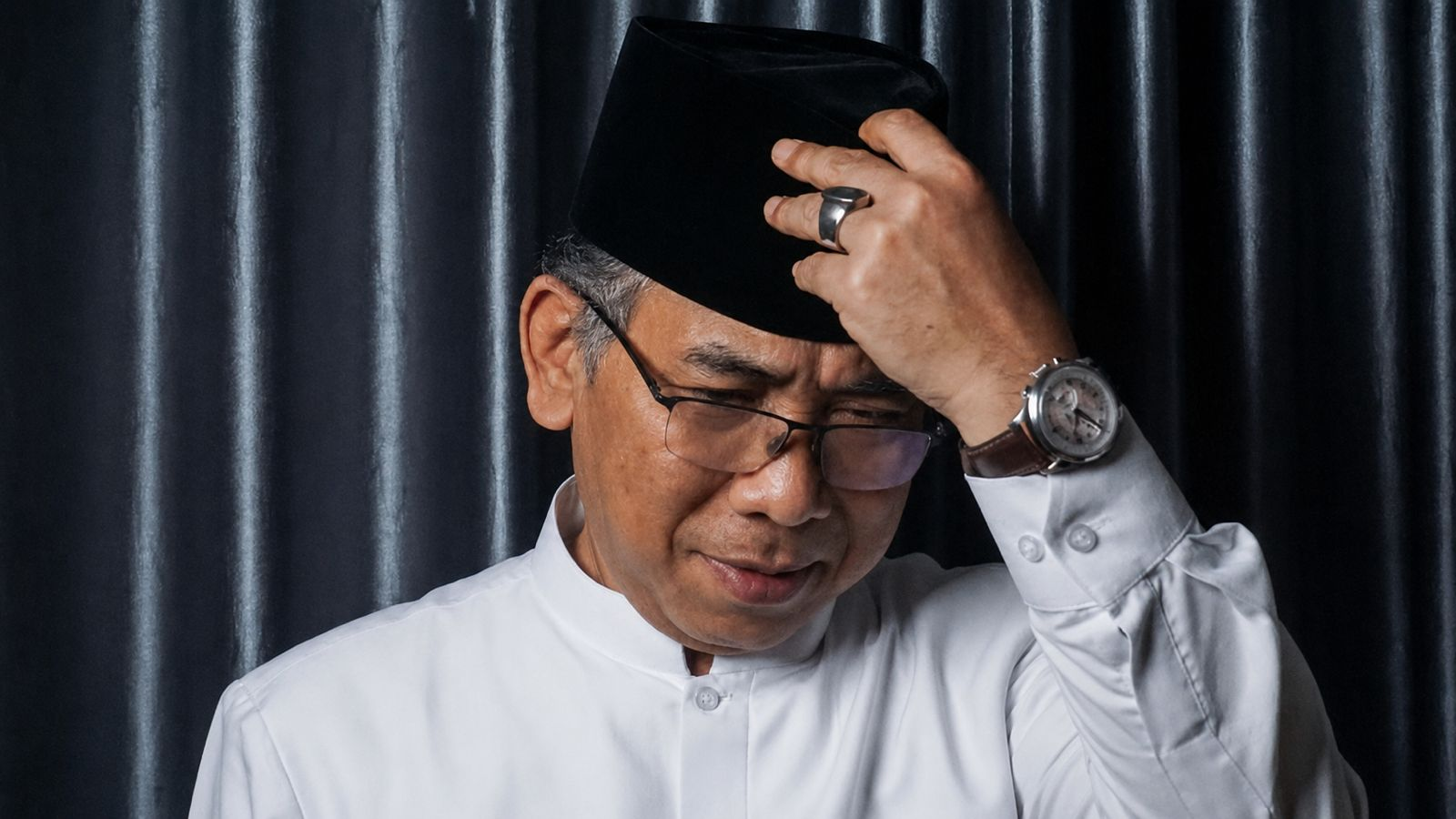 Khutbah Jumat: Berpegang Teguh pada Akidah Ahlus Sunnah wal Jamaah, Akidah Mayoritas Umat