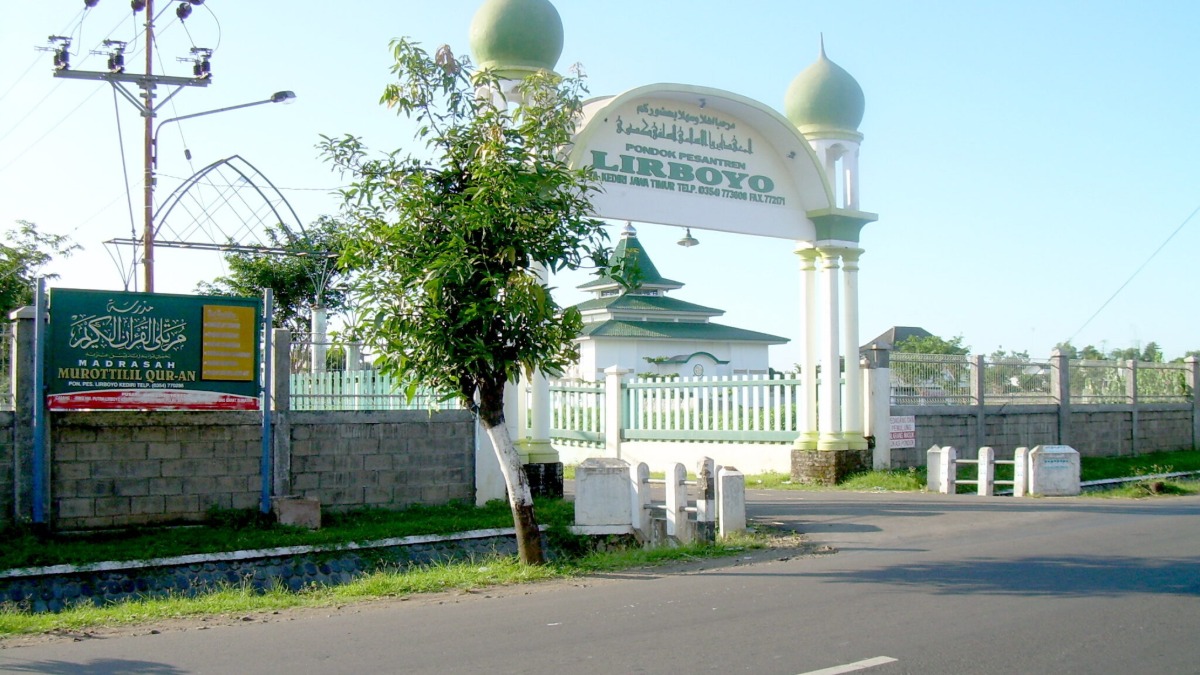 Belajar dari Dinamika Ploso, Muktamar ke-35 NU Butuh Keteduhan Ponpes Lirboyo